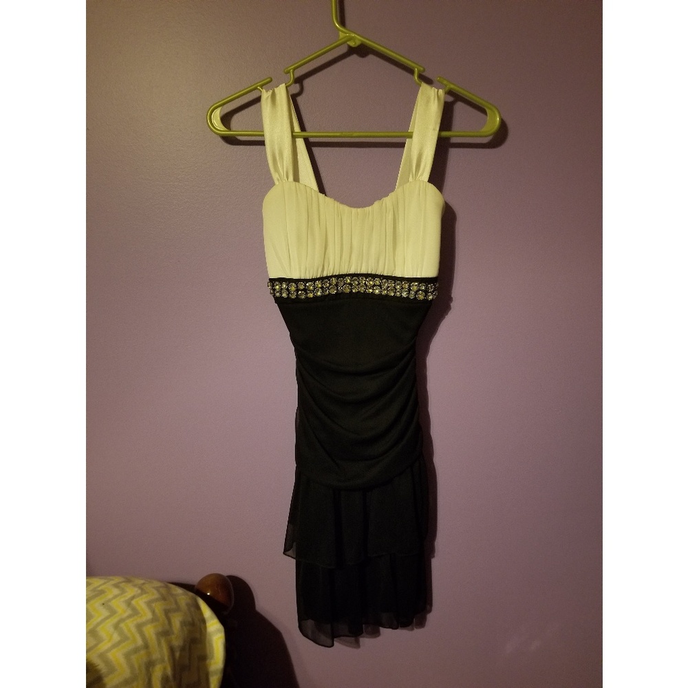 Deb Juniors mini dress